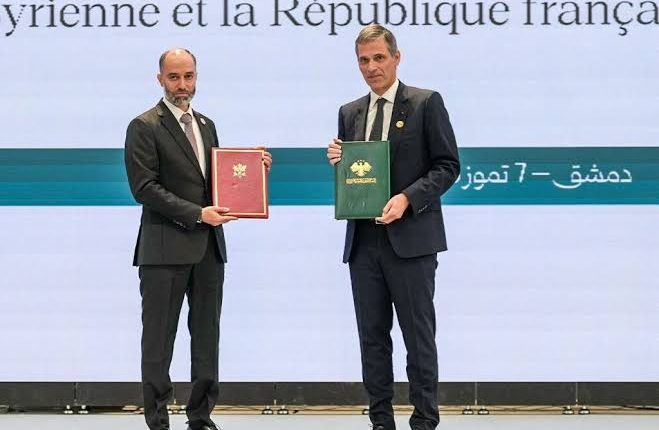 فرنسا تعود إلى خارطة النقل السورية.. هل تتحول استثمارات “CMA CGM” إلى بوابة لإنعاش التجارة أم نفوذ جديد؟