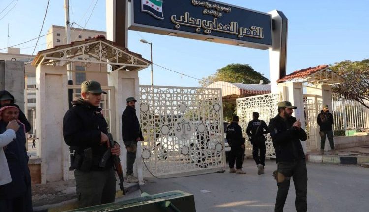 العدالة الانتقالية في سوريا.. غرف قضائية جديدة وأسئلة معلّقة حول قدرة القضاء على إنصاف الضحايا