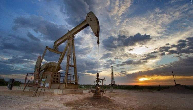 أعلنت وزارة الطاقة السورية أن إنتاج البلاد من النفط الخام بلغ 14.8 مليون برميل خلال الأشهر الستة الأولى من عام 2026