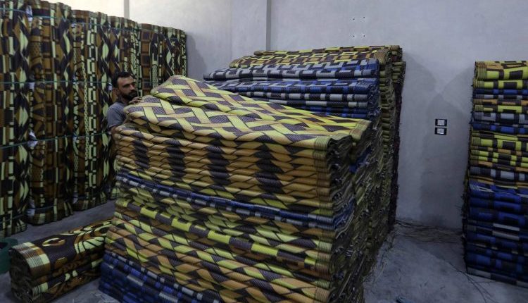 معرشورين الصناعية.. معامل تعود من الركام وتصطدم بجدار الكهرباء والخذلان الحكومي