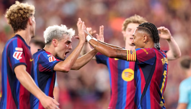 برشلونة يفوز على أتلتيك بلباو (2-0) بأهداف رافينيا وفيرمين لوبيز في الدوري الإسباني، ويشارك صدارة لا ليغا وشهدت المباراة ظهور رودري الأول.
