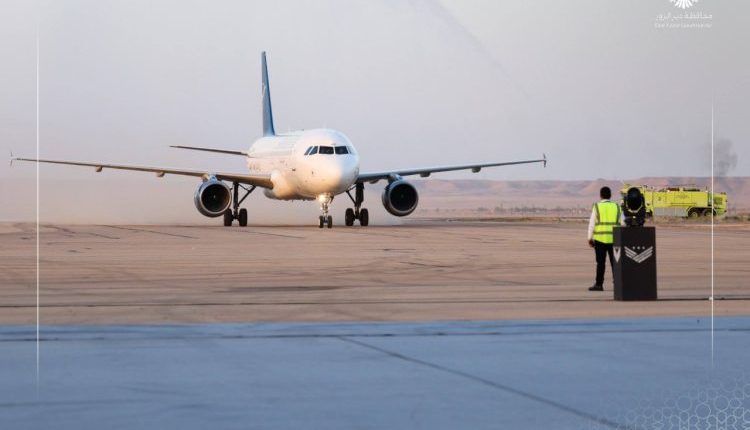 مطار دير الزور