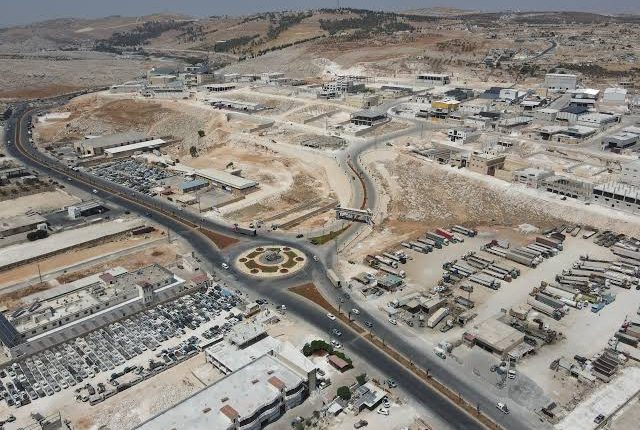 أعلنت إدارة المدن الصناعية في سوريا خططاً لتوسيع وتأهيل ست مدن ومناطق صناعية في ريف دمشق وحمص وحلب وإدلب ودير الزور،