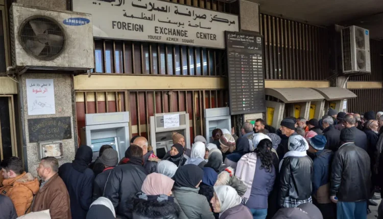 توطين الرواتب إلكترونياً.. هل يكفي أن يصل الراتب إلى «شام كاش»؟