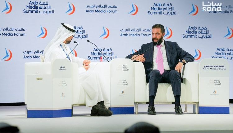 أكد الرئيس السوري أحمد الشرع، اليوم الثلاثاء، أن سوريا انتقلت من كونها منطقة نزاع ومصدراً للكبتاغون إلى دولة تتجه نحو الاستقرار