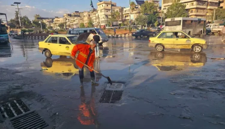 الصرف الصحي في الرمل الجنوبي باللاذقية.. أمطار الشتاء تعيد كشف عجز الشبكات