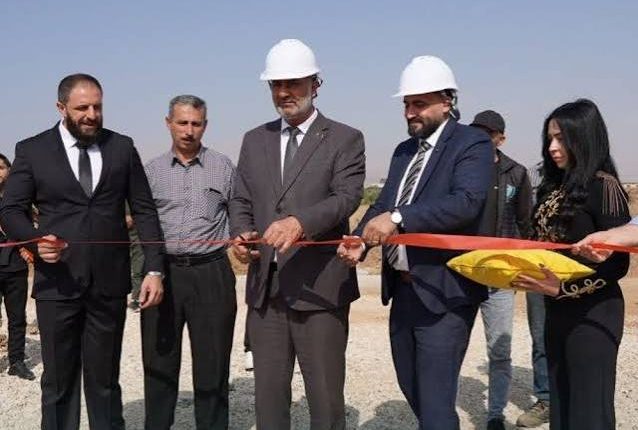 ثلاثة مشاريع صناعية جديدة في القنيطرة لإنتاج المياه والعصائر والمواد الغذائية، ضمن خطة لإطلاق 13 مشروعاً وتوفير نحو 3500 فرصة عمل.